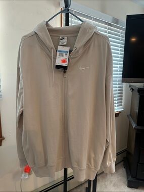 Nike Light Beige Full-Zip Hoodie with Swoosh Oversized Woman’s Size M